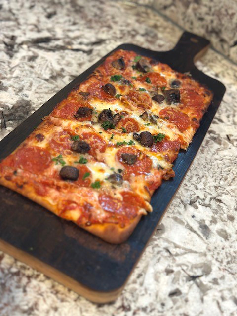 Pepperoni_Mushroom_Flatbread